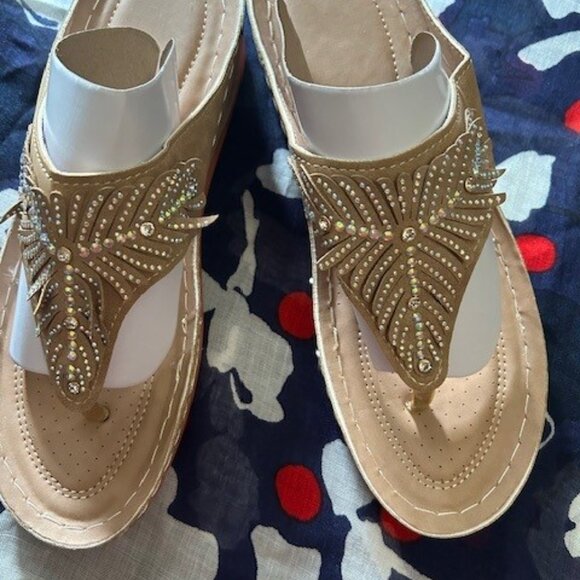 NWOT Women's Beaded Sandals choose Black or Tan both are size 9 - Picture 3 of 12